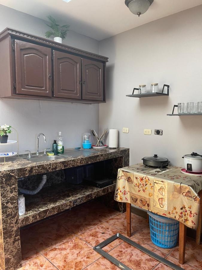 Appartamento Apartamento José fonseca#2 Alajuela Esterno foto